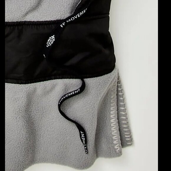 NWT Free People Puffer Popover Hood in Black